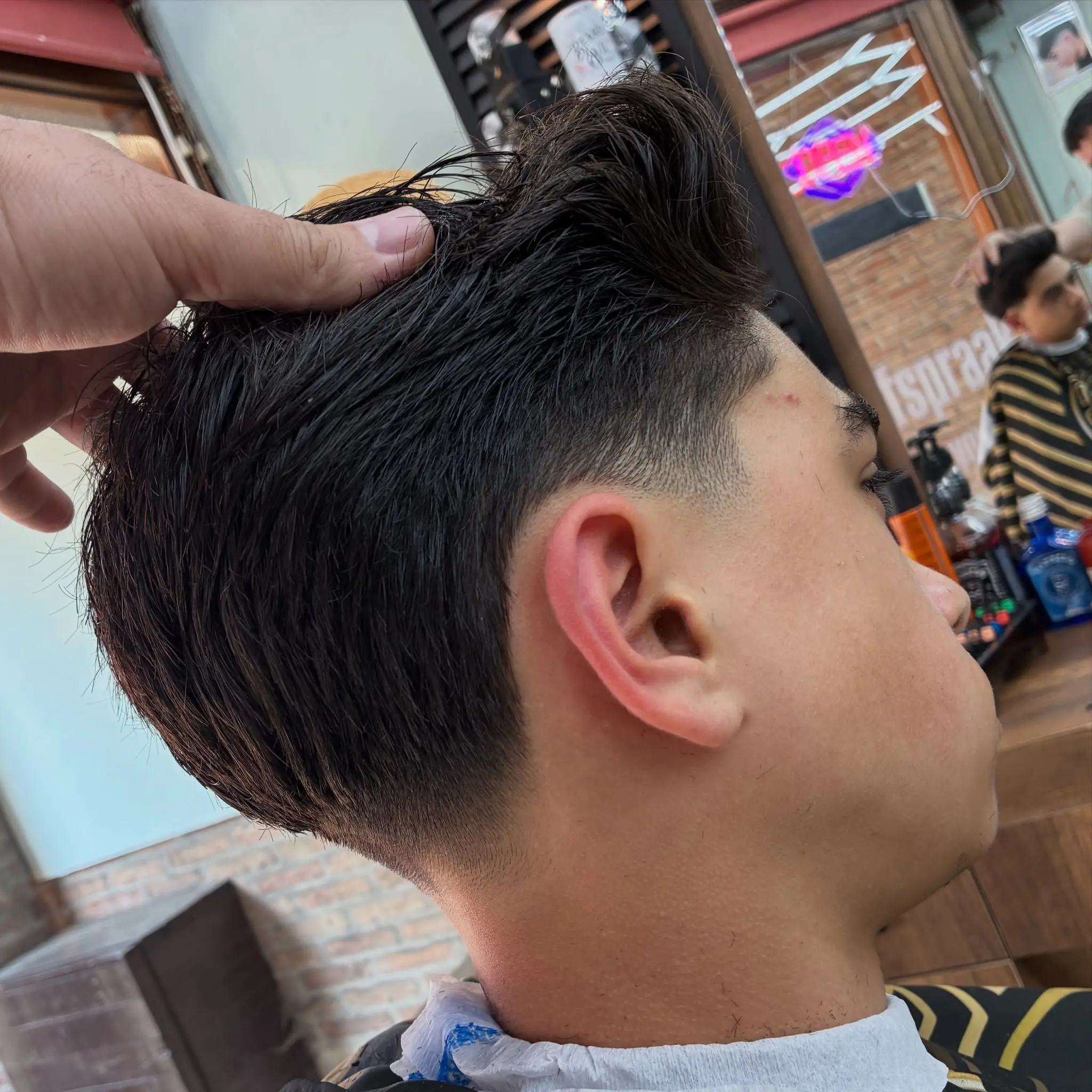Haar en baard combinatie – taper fade stijl